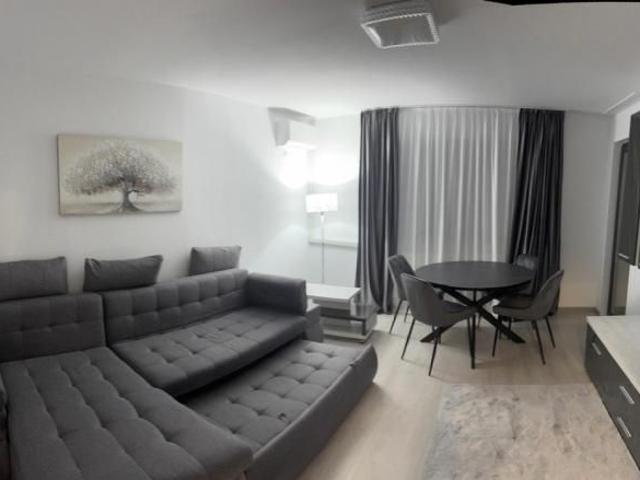Apartament 2 camere complex Balcescu Residence, zona Nord, parcare privata