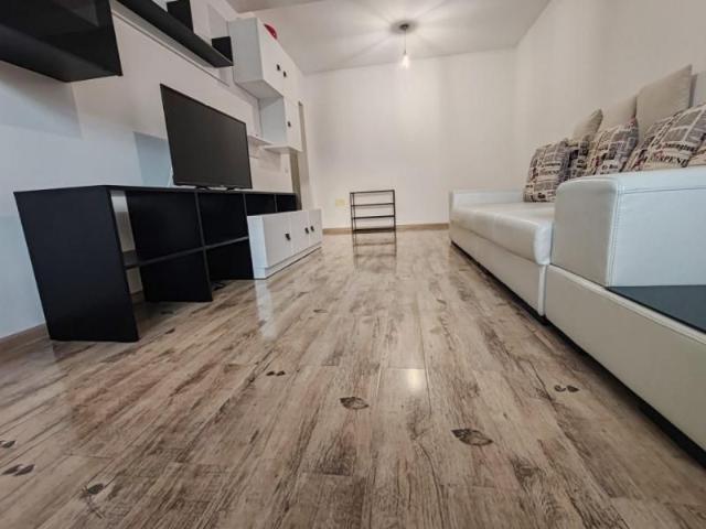 Apartament 2 camere Coresi !