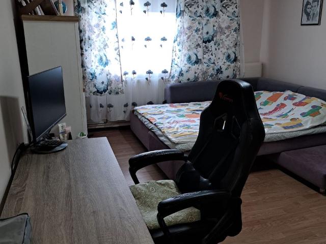 Apartament 2 camere Dumbrava Nord cu garaj și mobilat complet