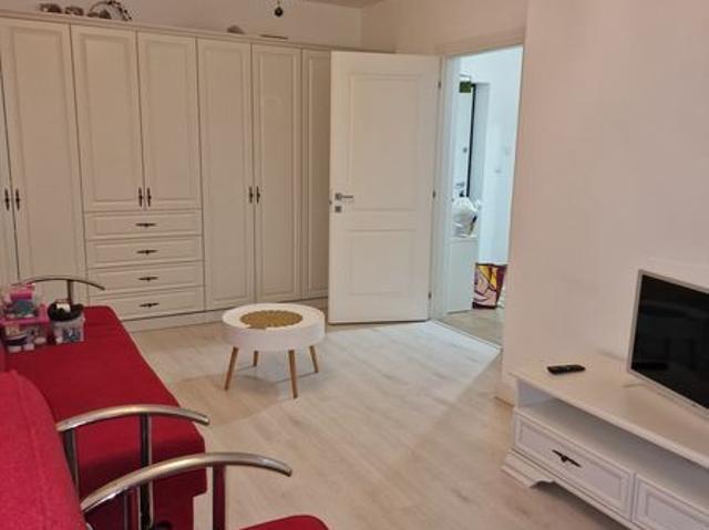 Apartament 2 camere de inchiriat