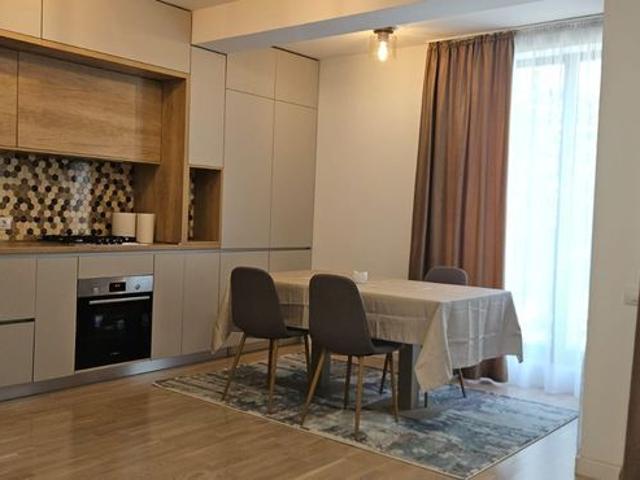 Apartament 2 camere de inchiriat