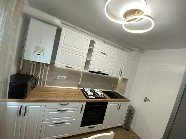 Apartament 2 Camere de Închiriat – Tomis Nord Zona Cambridge School AXI122