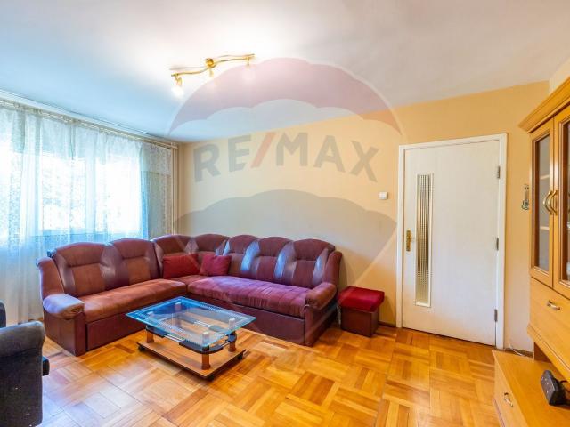 apartament 2 camere de închiriat zona aurel vlaicu
