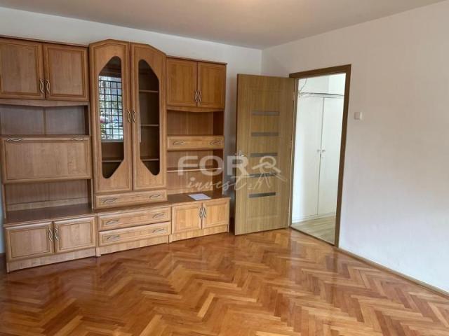 Apartament 2 camere de inchiriat zona Cantemir