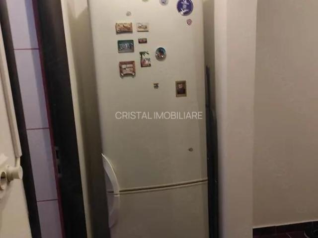 Apartament 2 camere de inchiriat, zona liniștită, utilat Gorjului