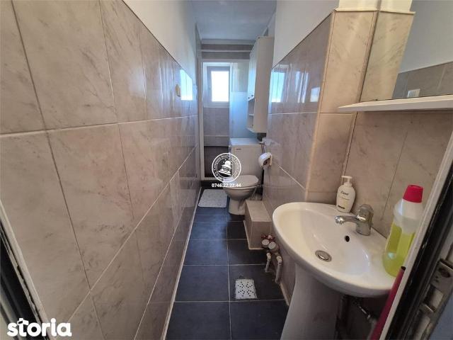 Apartament 2 camere de inchiriat zona Podu Ros