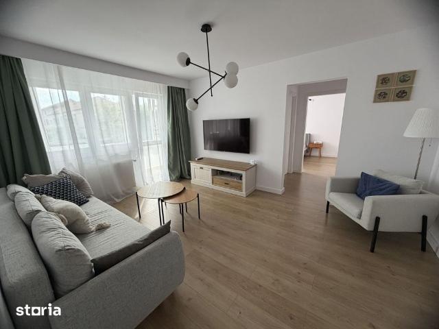 Apartament 2 camere de inchiriat, zona Rahovei, etaj 4/5, disponibil
