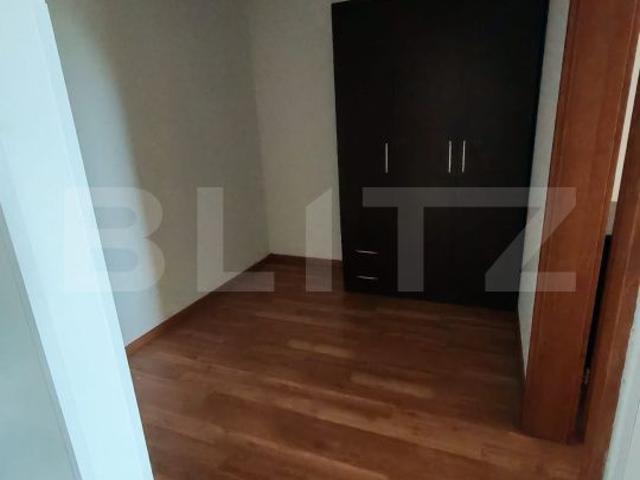 Apartament 2 camere, de inchiriat, zona Subcetate