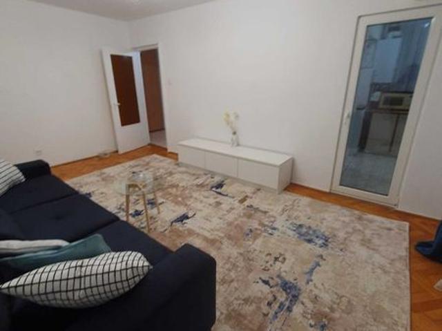 Apartament 2 camere de inchiriat zona Soarelui