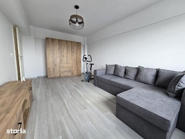Apartament 2 camere de inchiriat, balcon, lift 55mp
