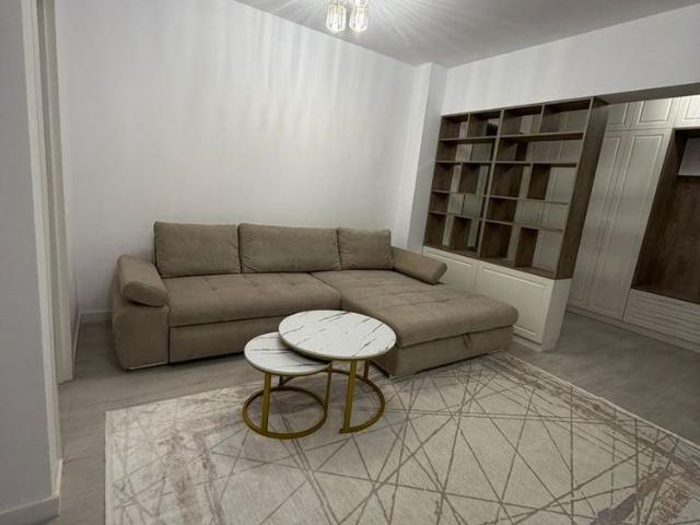 Apartament 2 camere de inchiriat Bloc Nou PRIMA INCHIRIERE Parcare