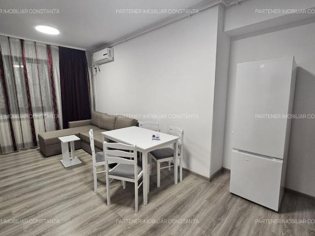 Apartament 2 camere de inchiriat, bloc cu lift, centrala proprie