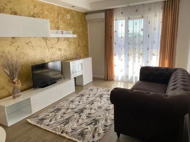Apartament 2 camere de inchiriat Cosmopolis