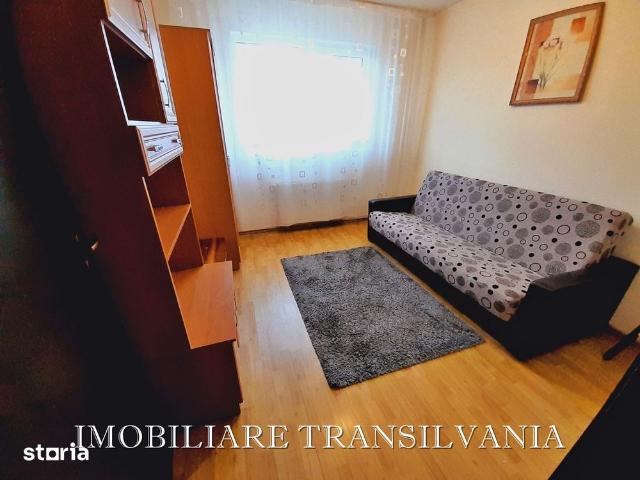 Apartament 2 camere de închiriat cu balcon, etaj 1,str.Subcetate