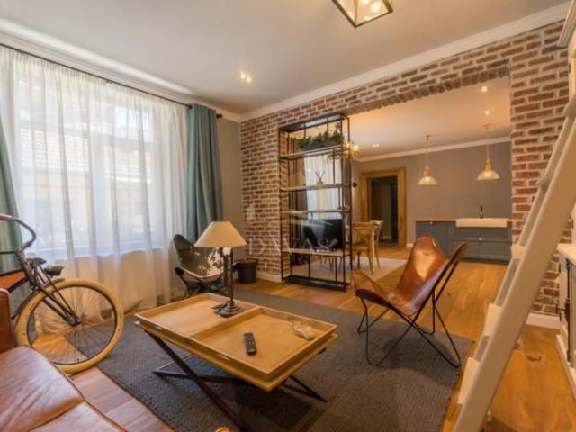 Apartament 2 camere de inchiriat cu finisaje de LUX | Semicentral |