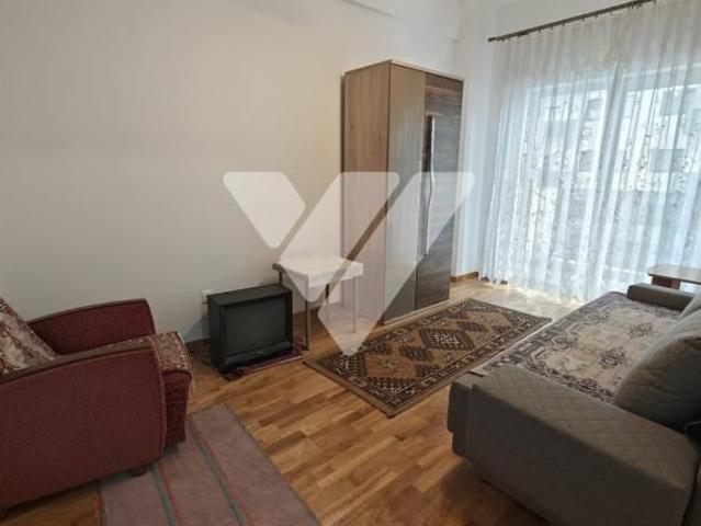 Apartament 2 camere de inchiriat etaj 1 parcare zona Lidl Dna Stanca