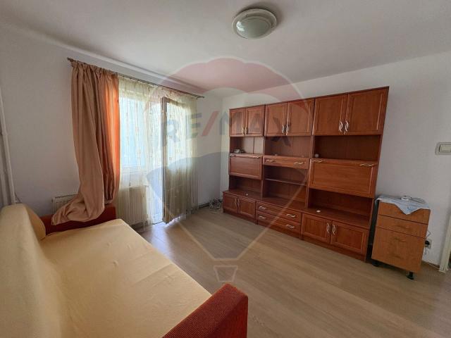 apartament 2 camere de închiriat –etaj 1 renovat, ideal pentru familie