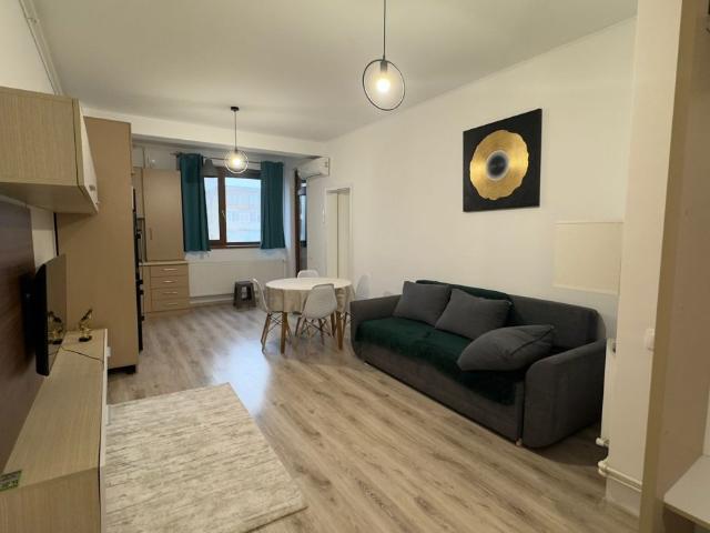 Apartament 2 camere de închiriat – Euromaterna | Bloc nou | Parcare inclusă