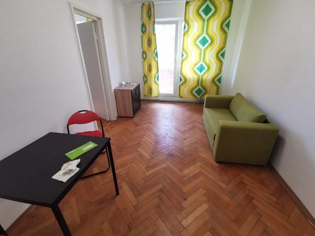 Apartament 2 camere de închiriat – Girocului