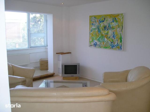 Apartament 2 camere de închiriat în Cetate