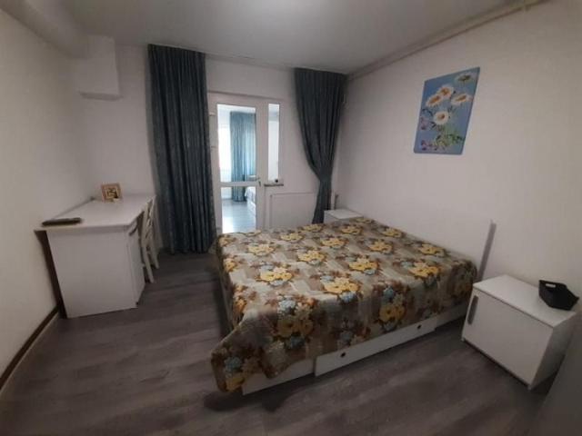 Apartament 2 camere de inchiriat in Curtea de Arges zona 1 Decembrie