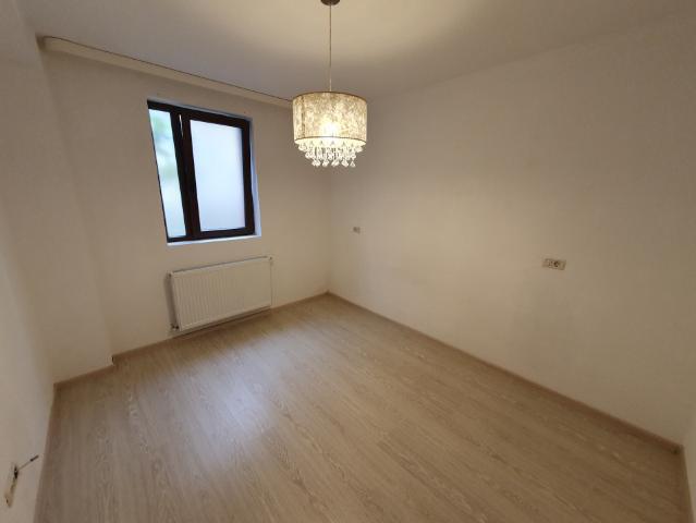 Apartament 2 camere de inchiriat, la parter, Eso Giroc