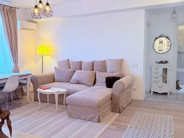 Apartament 2 camere de inchiriat, Marriott Palatul Parlamentului