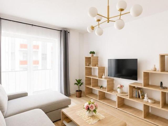 Apartament 2 camere de închiriat, mobilat utilat, parcare, zona Terra