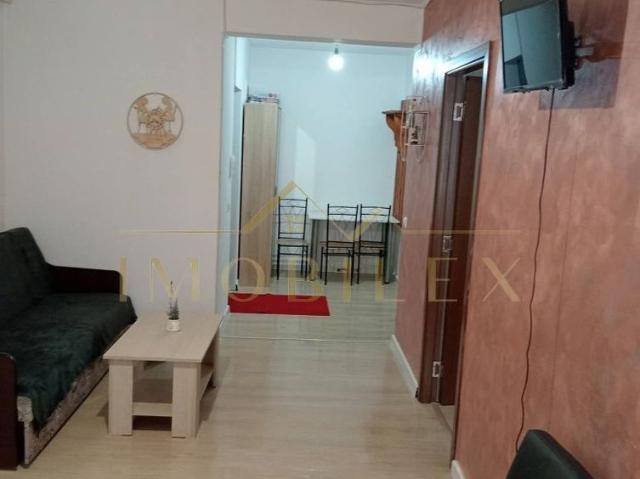 Apartament 2 camere de inchiriat, parcare, zona Stejarului