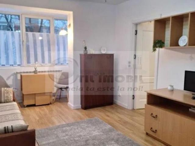 Apartament 2 Camere de Inchiriat Rond Podu Ros, 5 min de Palas Mall