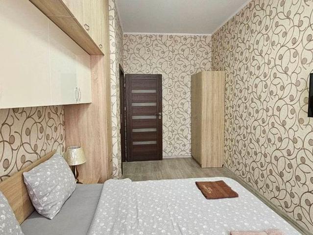 Apartament 2 camere de închiriat, str. Louis Pasteur, Oradea
