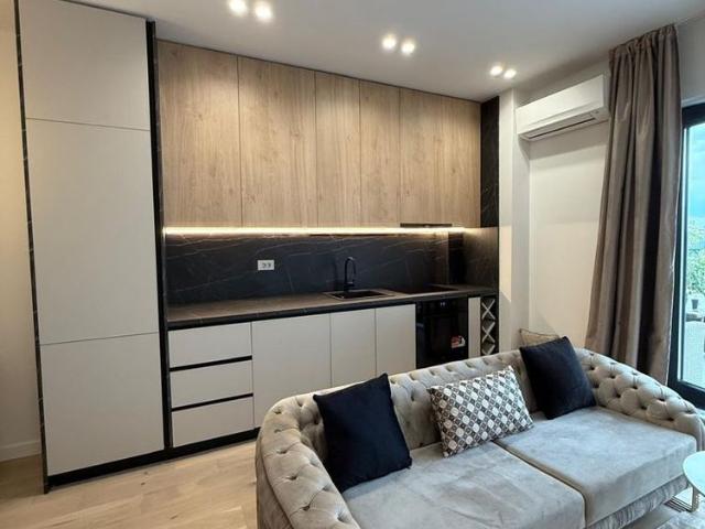Apartament 2 camere de LUX | Gradina 50 MP | Parcare | Rond OMV Pipera