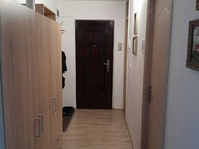 Apartament 2 camere de vanzare