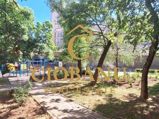 Apartament 2 camere de vanzare ULTRACENTRAL zona KM0