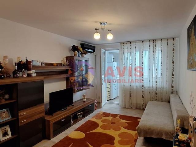 Apartament 2 camere de vanzare ULTRACENTRAL zona KM0