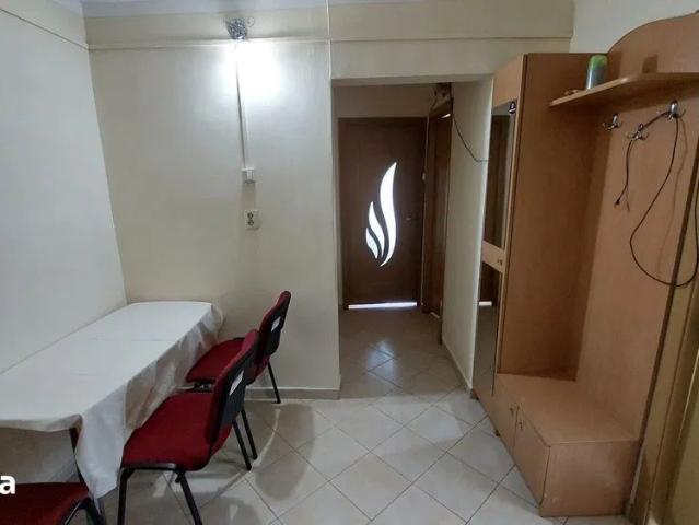 apartament 2 camere, decoamndat, zona delfinului