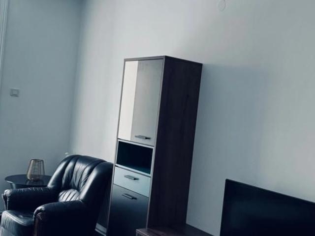 Apartament, 2 camere decomandat, 50 mp, Centru, de inchiriat, Piata Unirii, Cod 162701