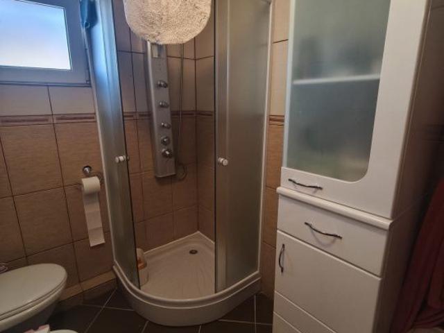Apartament 2 camere, decomandat, 51 mp, Siret