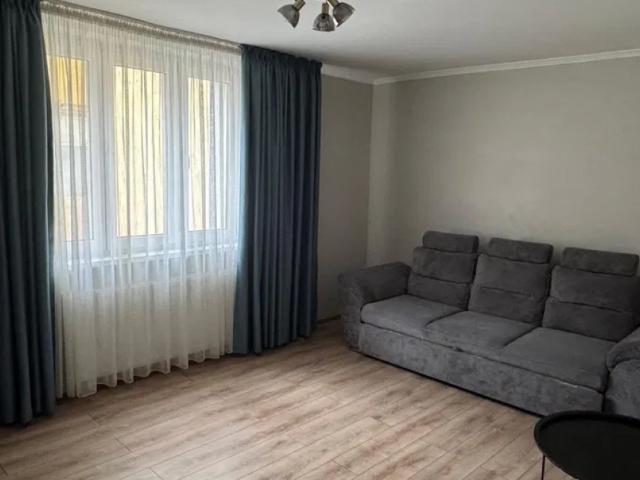 Apartament, 2 camere decomandat, 55 mp, Precista, de inchiriat, Cod 161781