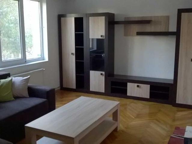 Apartament 2 camere decomandat Colina Universitatii