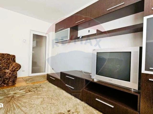 Apartament 2 camere, decomandat, centrala proprie, Podgoria, Et3, lift