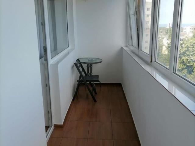 Apartament 2 camere decomandat,an universitar
