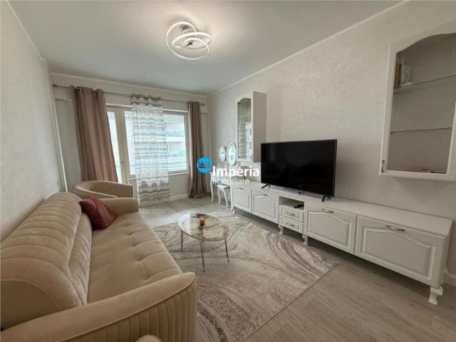Apartament 2 camere, decomandat, de inchiriat, Copou complex Royal