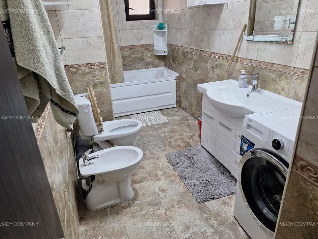 Apartament 2 camere,decomandat, etaj 1, Campus Universitate