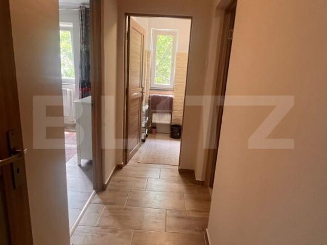 Apartament 2 camere, decomandat, etaj 1, zona Catedralei