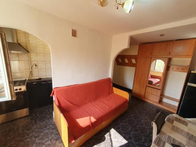Apartament 2 camere decomandat, etaj 3/4 zona Steaua
