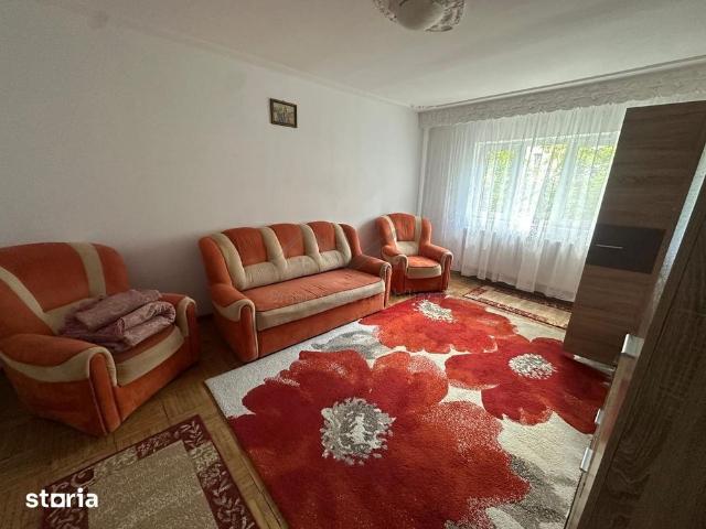 Apartament 2 camere decomandat etajul 1 strada Diminetii