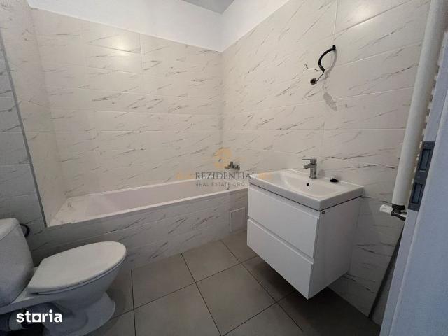 Apartament 2 camere decomandat, loc de parcare–Drumul Dealul Bradului