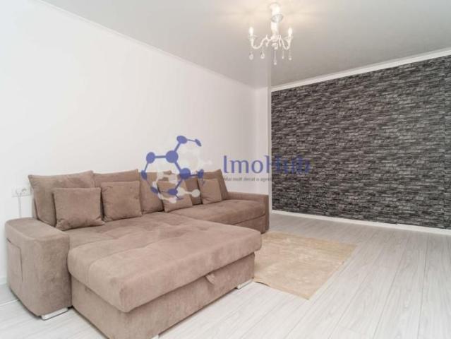 Apartament 2 camere decomandat, loc parcare, Visan