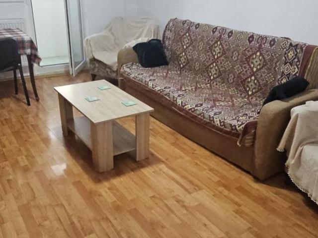 Apartament 2 camere decomandat | Lujerului Metrou centrala termica proprie